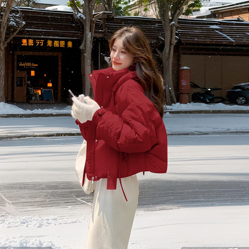 圣诞新年红短款羽绒服女款爆款2025新款正品冬季轻薄大气保暖外套