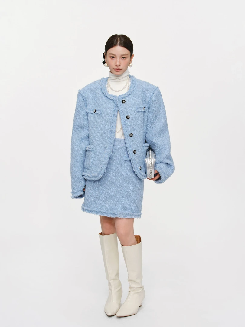 绵羊毛编织小香外套    240283