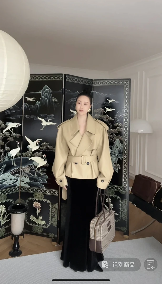 丝绒半身裙  240277