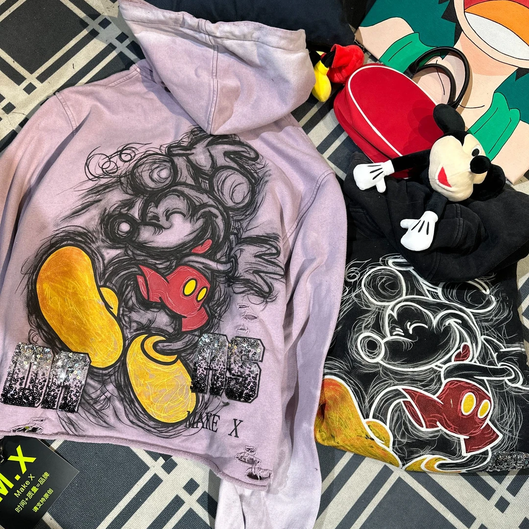 特（NO退NO换！）MX潮牌 亮片手绘米奇连帽大版卫衣