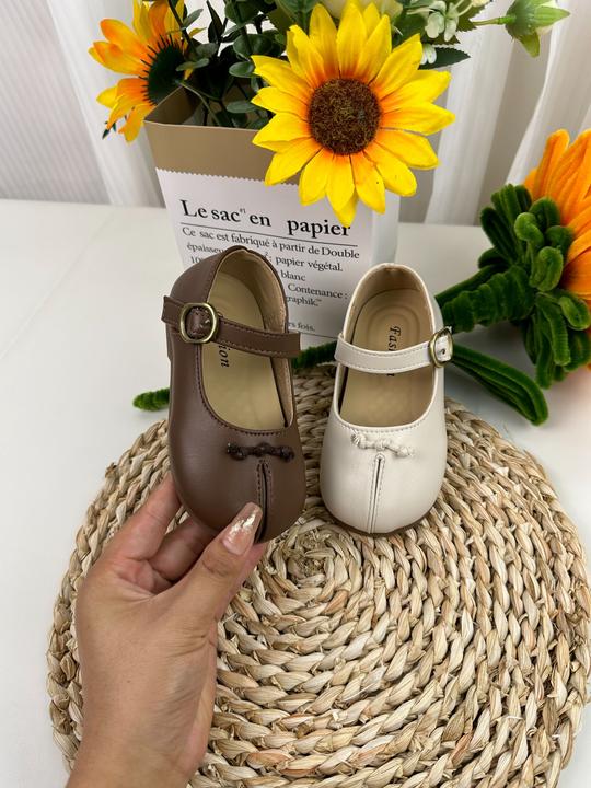 《艾米家》新款女童中式盘扣复古软底软面个性玛丽珍单鞋