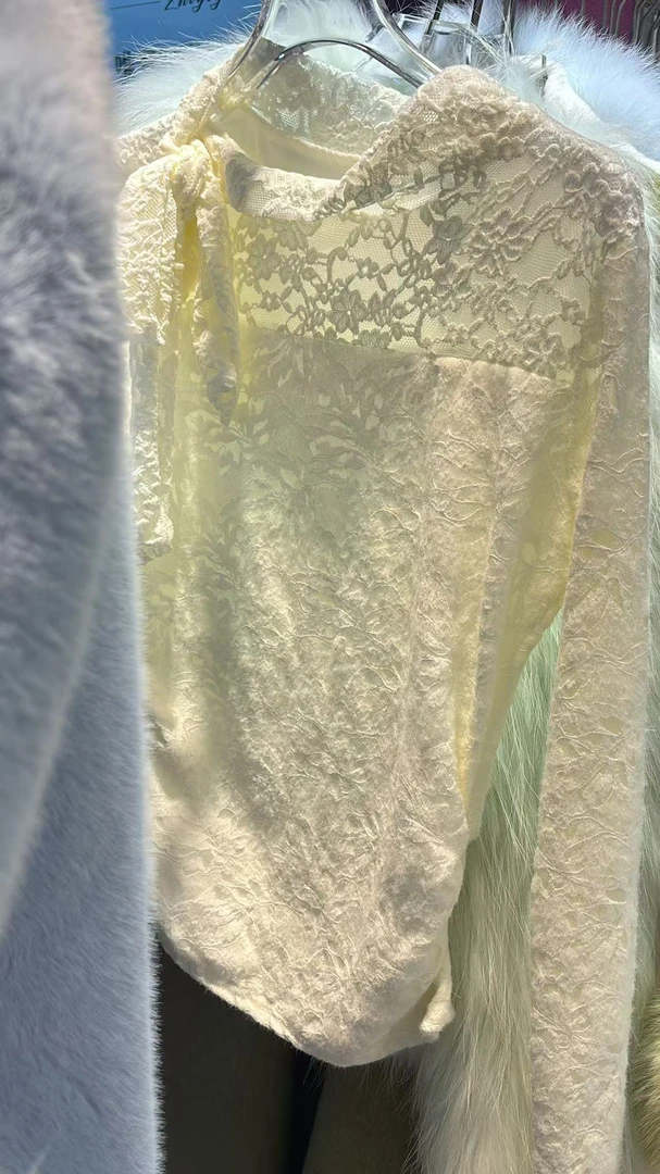 法式设计感蕾丝T恤蝴蝶结领口气质修身上衣