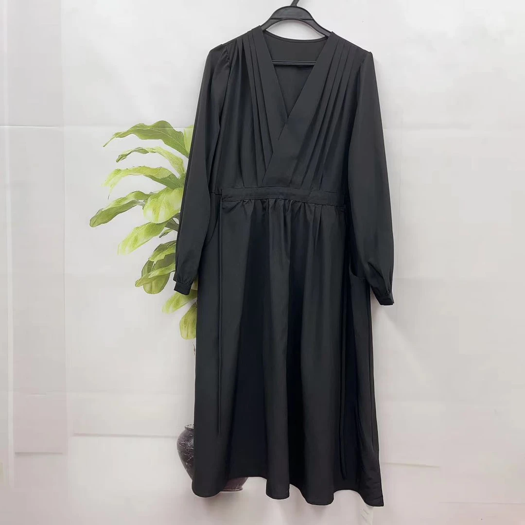 D     7519   女装连衣裙显瘦气质女士黑色设计师百搭时尚轻奢