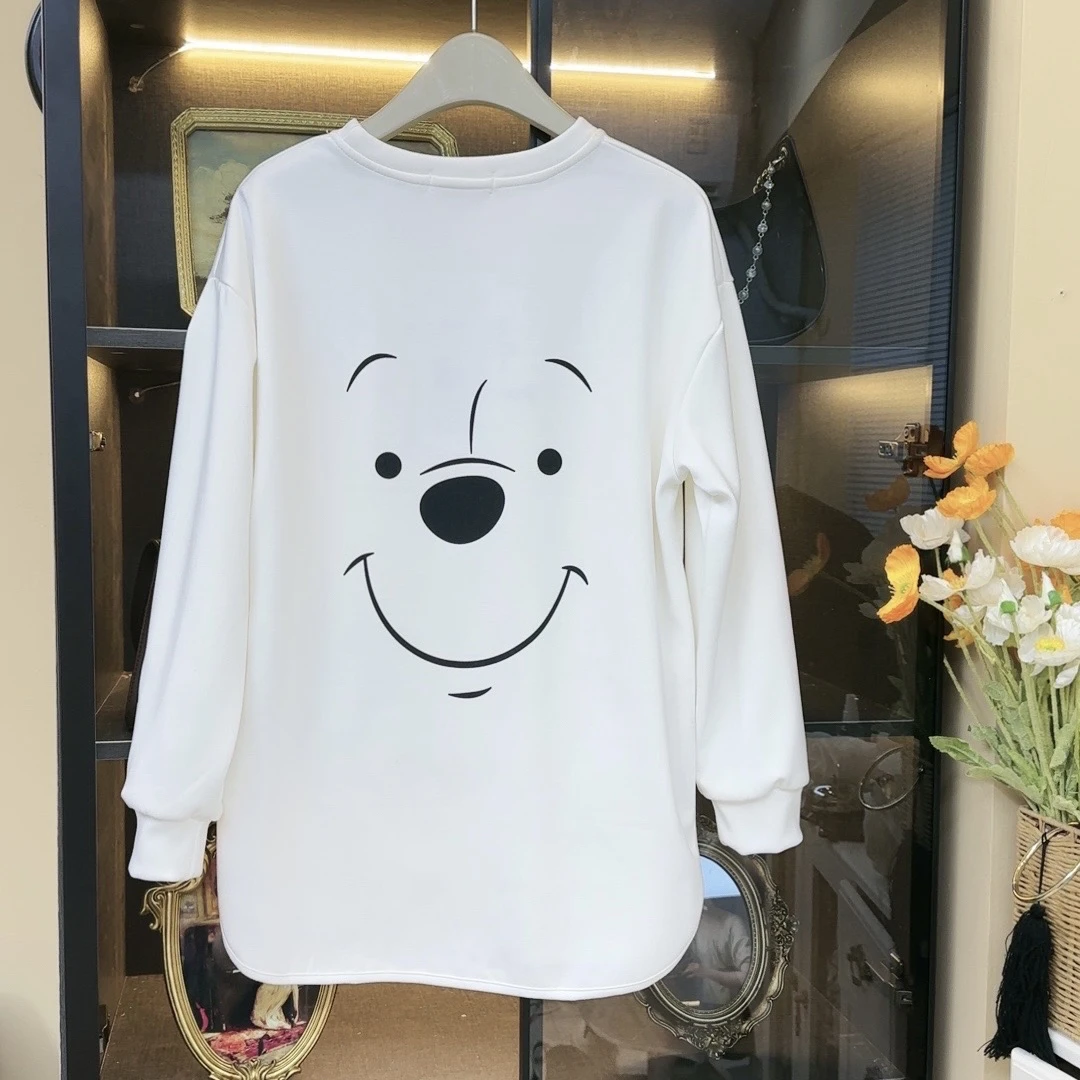 蓝莓果：维尼熊带標潮牌体恤