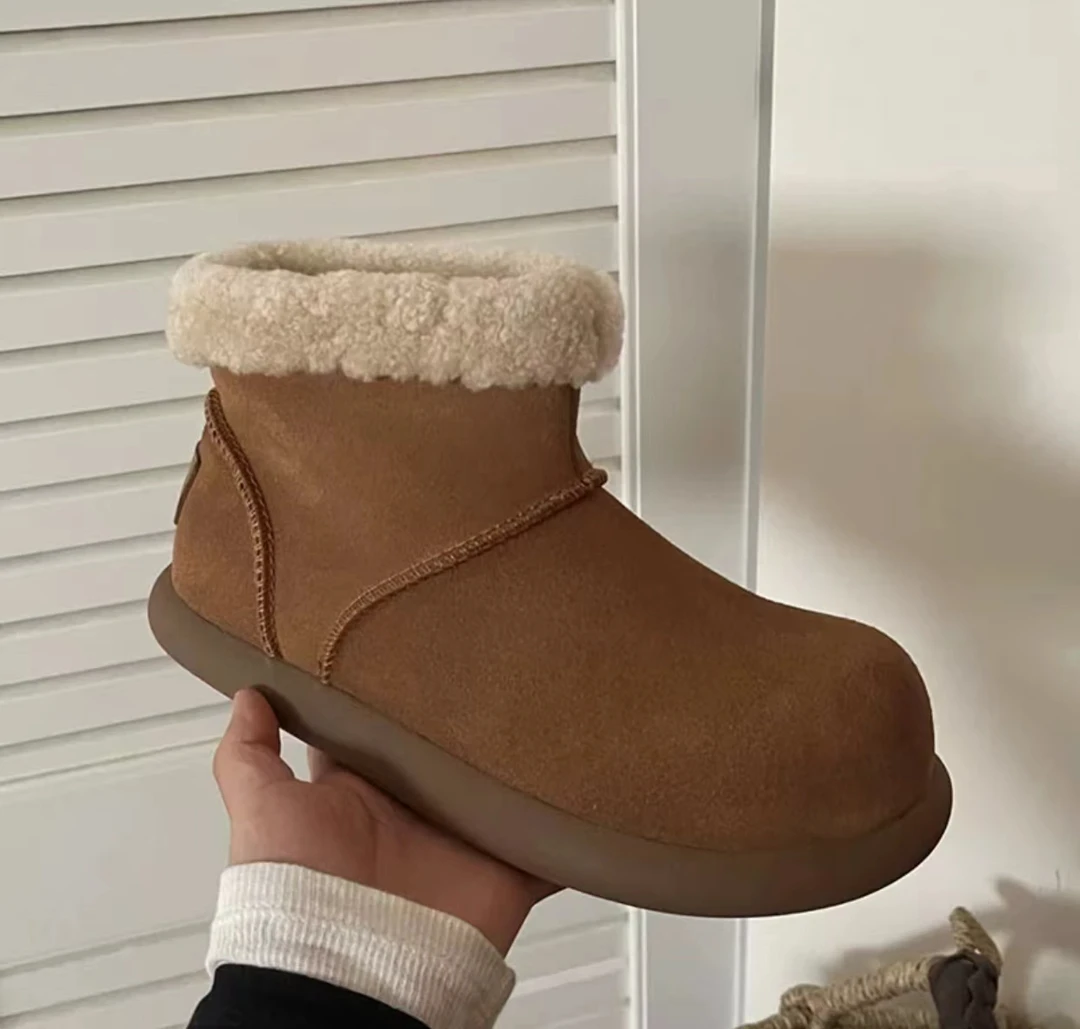 2024秋冬季杨幂同款大土豆短靴款情侣全包皮毛一体时尚雪地靴A032