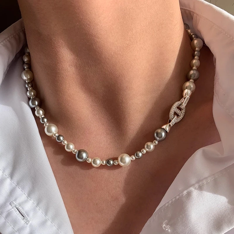 铜合金项链 高级感法式赫本风银色混色ins珠珠项链锁骨链秋冬新款