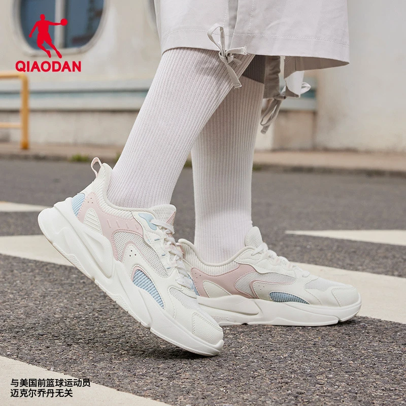 中国乔丹女跑步鞋新款休闲运动鞋潮流健步鞋XM36240322aaa