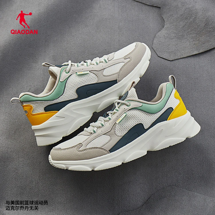中国乔丹山峦百搭运动鞋拼色厚底轻便跑步潮流休闲鞋复古网面潮鞋
