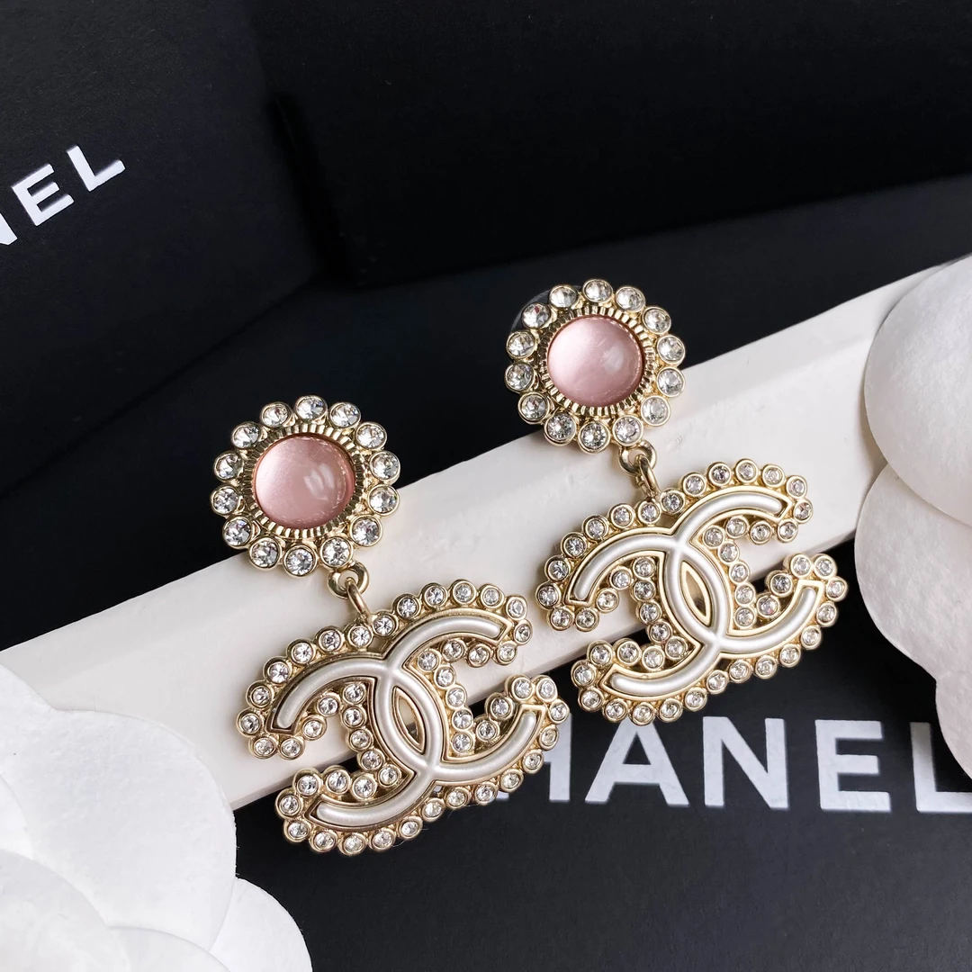 全新未使用 Chanel/香奈儿 经典双C LOGO粉色琉璃镶钻 耳环 S1403