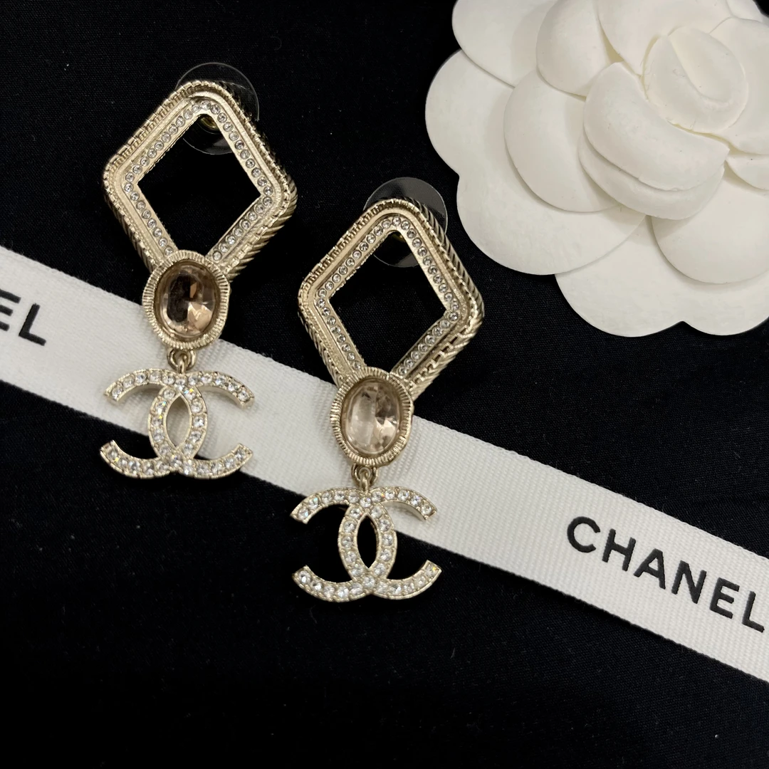 全新未使用 Chanel/香奈儿 菱形水钻双C宝石吊坠 耳钉耳环 S908