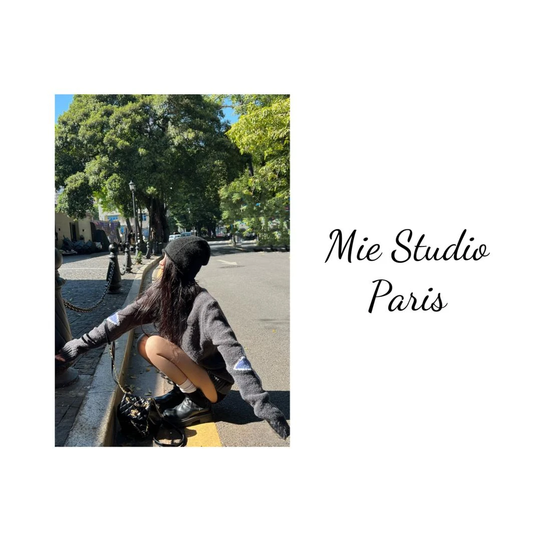 24新款大V四花圆领毛衣男女同款