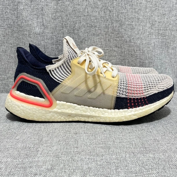 44码 adidas UltraBoost 19星球大战联名 跑鞋 公价2599 二手/9新
