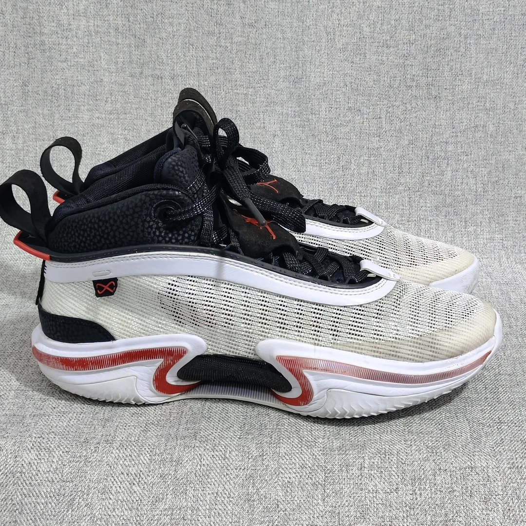 42.5码 Air Jordan 36 Zoom科技 篮球鞋 白色/黑色/红色 公价699