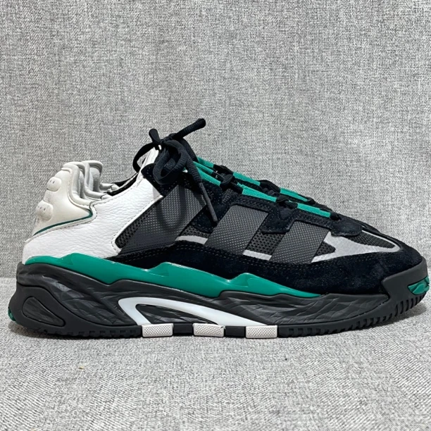 44码 adidas Originals Niteball 休闲 跑鞋 公价1099 二手/9新