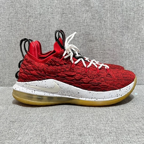 40码 Nike Zoom LeBron 15 实战 运动 篮球鞋 公价1599 二手