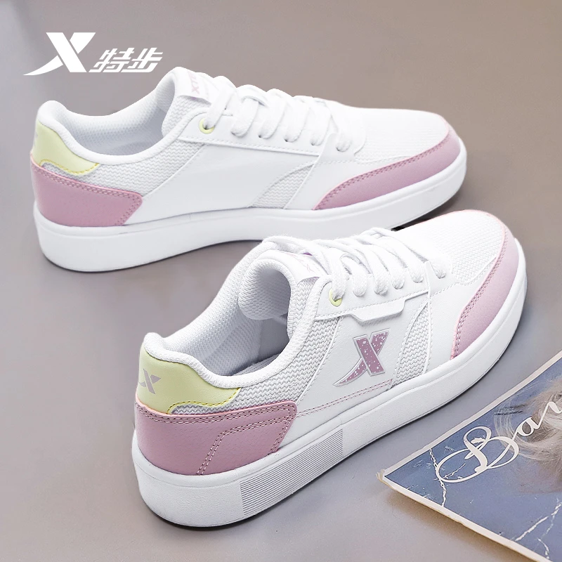 特步女鞋网面透气板鞋秋冬季低帮休闲运动鞋子轻便潮流百搭小白鞋