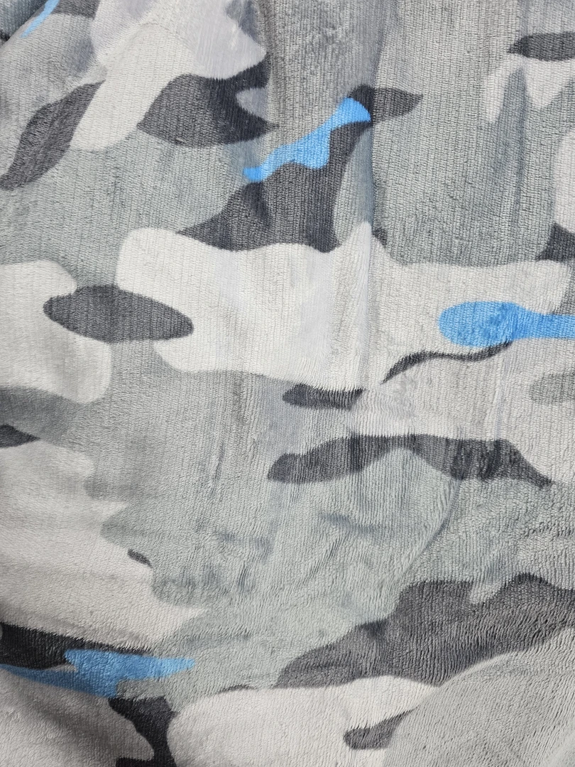 150cm*220cm 海军迷彩毯子      加绒加厚牛奶绒多功能盖毯