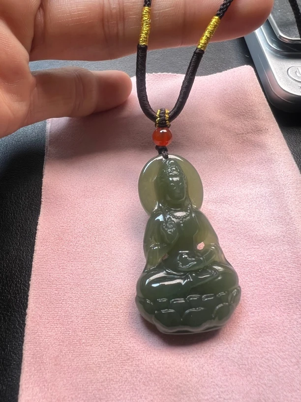 华夏珠宝和田玉观音