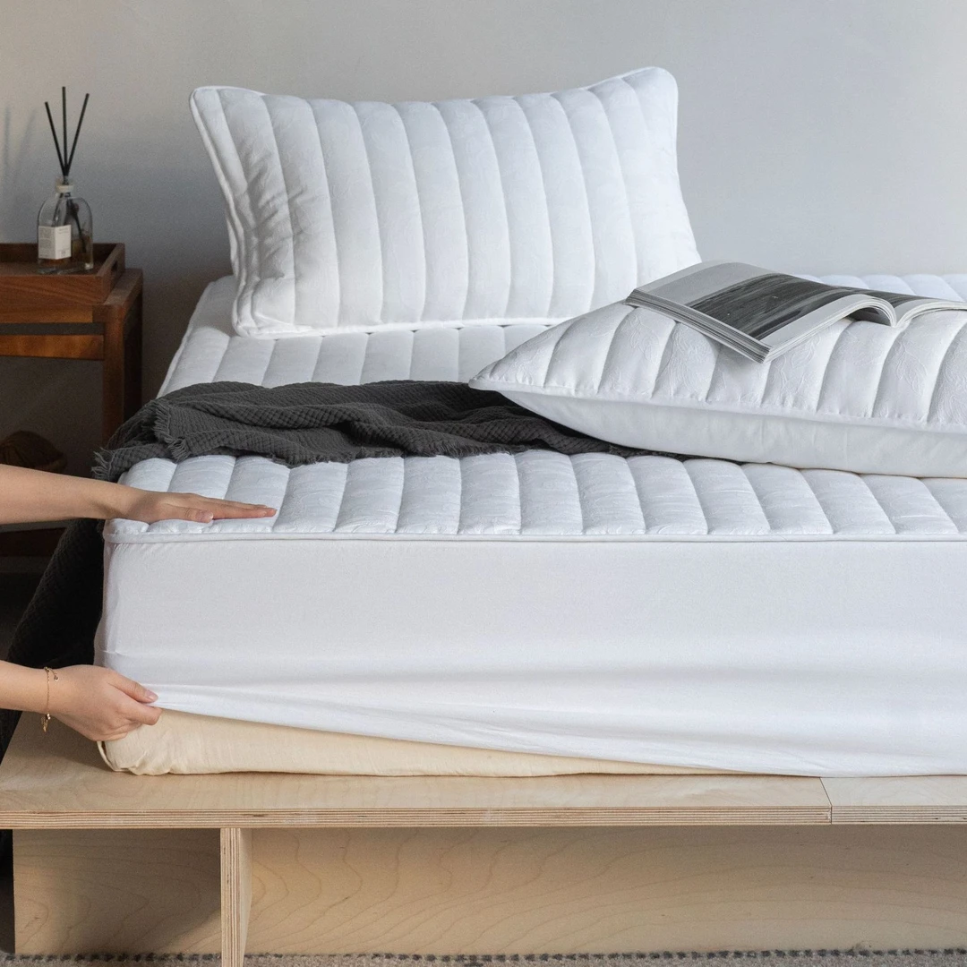 【幽兰】纯棉白色床笠夹棉薄床垫三件套 保暖加厚可机洗床垫保护套