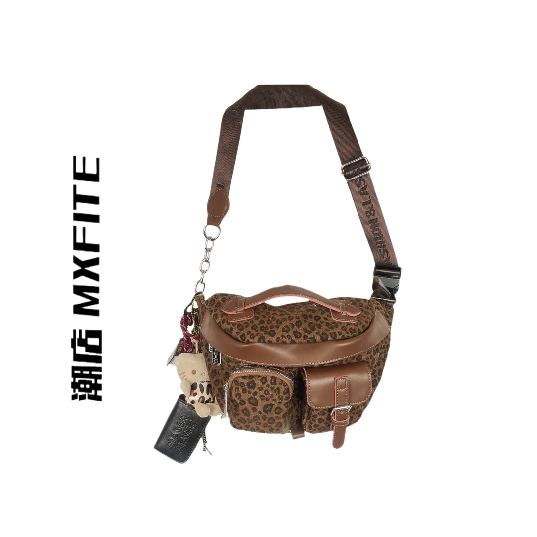 MXFITE潮店秋冬新款个性工装时尚百搭休闲斜挎包（LL1168-1）