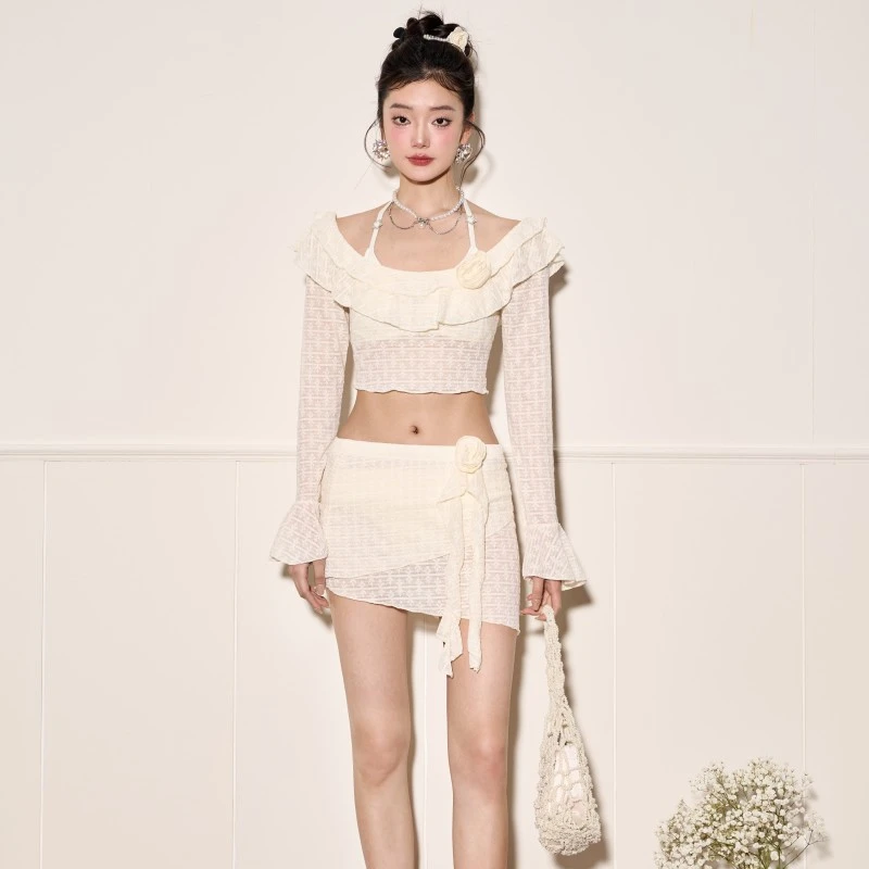 微风假日白色气质小香风时尚性感镂空纯欲显瘦温泉泳衣