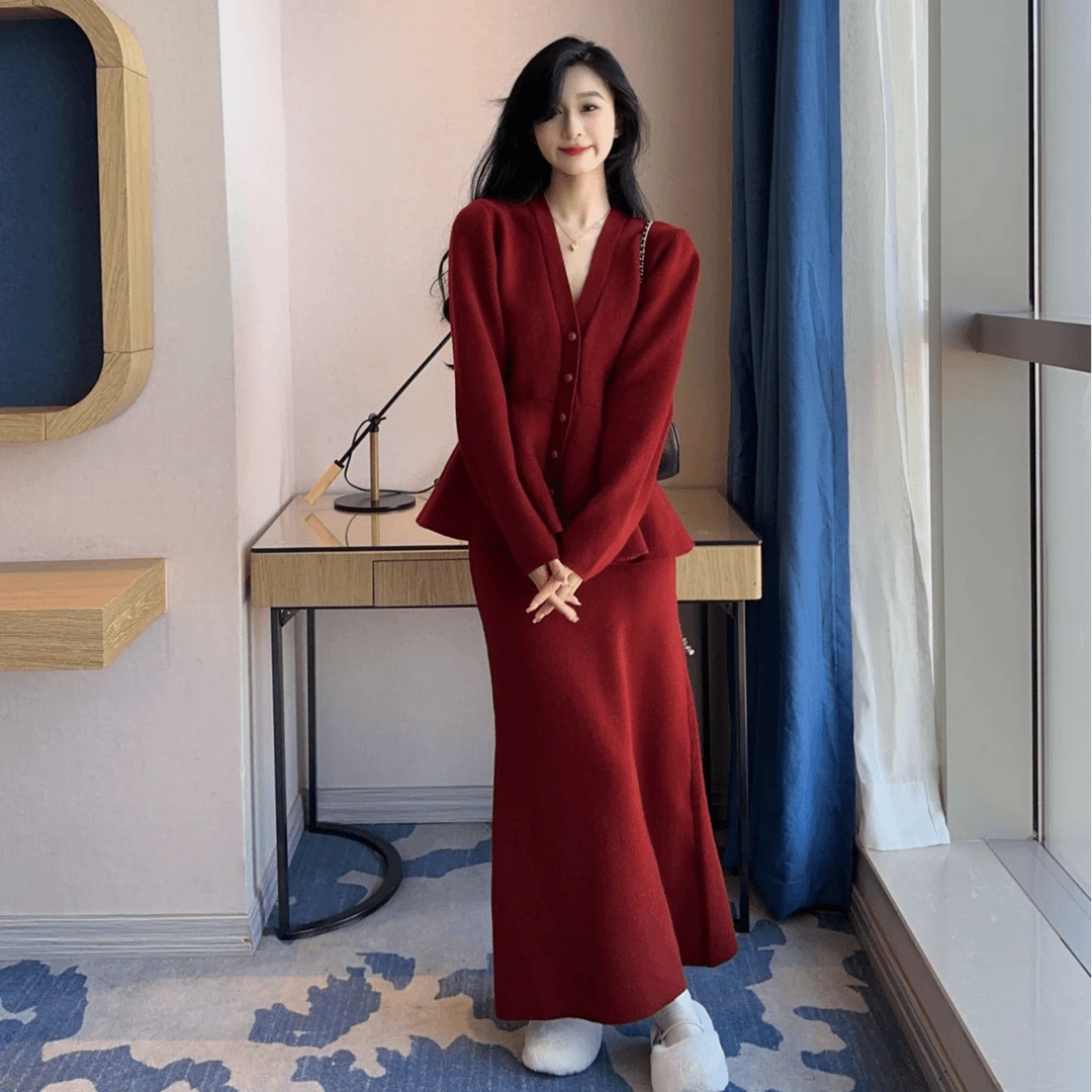 秋冬高级感洋气法式长袖泡泡袖气质收腰红色毛衣针织半身裙套装女