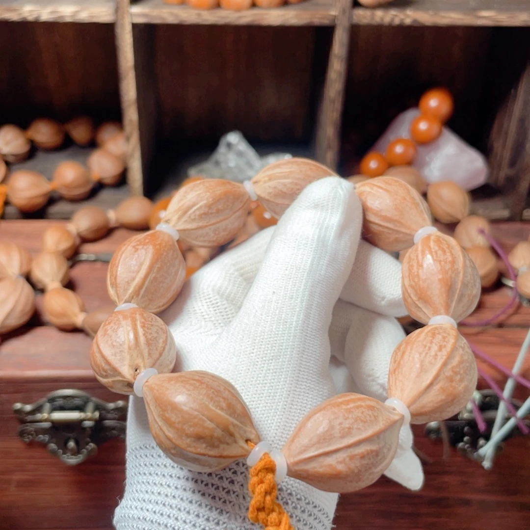 橄榄核核雕✨**哥1929梅林铁三花