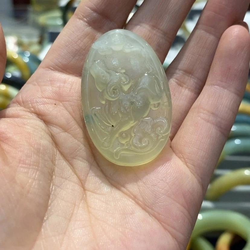 【闪购商品】蛇纹石玉手镯未镶嵌