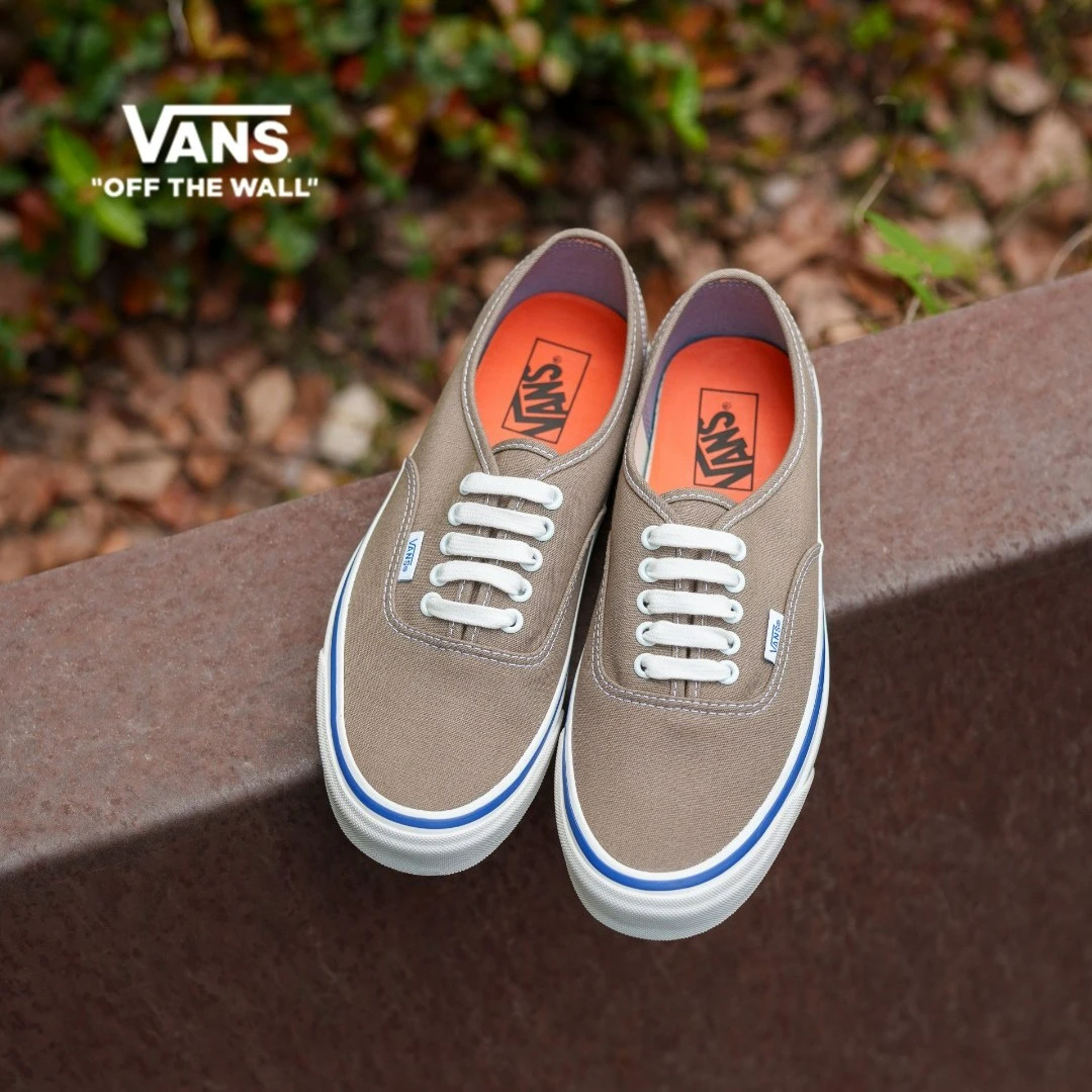 VANS范斯   Authentic44 Deck DX安纳海姆鞋VN0A5JMQLIC