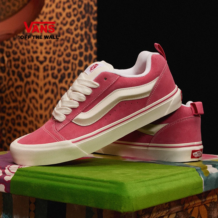 VANS范斯Knu Skool商场同款时尚潮流草莓粉胖胖鞋9QCBJ1