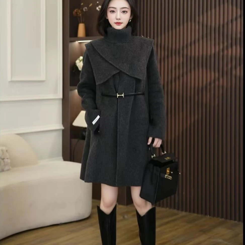 97804冬季新款可拆卸斗篷毛呢时尚大衣中长款三件套