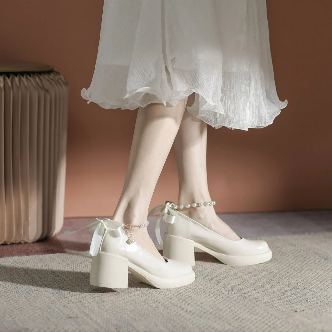 加宽加肥仙女风配裙子粗跟百搭玛丽珍宽胖脚蝴蝶结大码女高跟鞋鑫