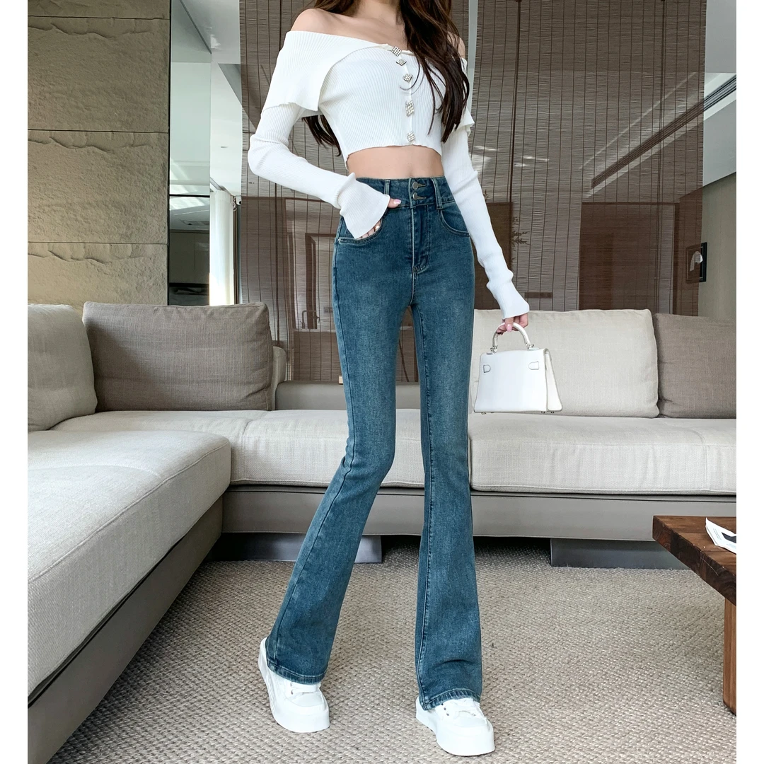 牛仔裤女爆款2024新款微喇牛仔裤女遮肉显瘦显高微喇九分裤女