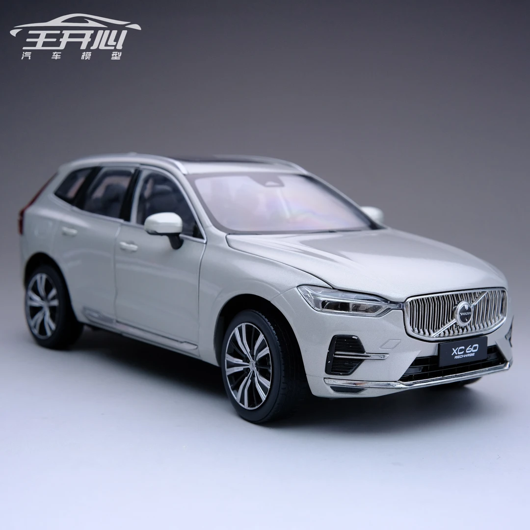 沃尔沃XC60 2022款 1/18  国产混动 新能源 合金汽车模型仿真收藏