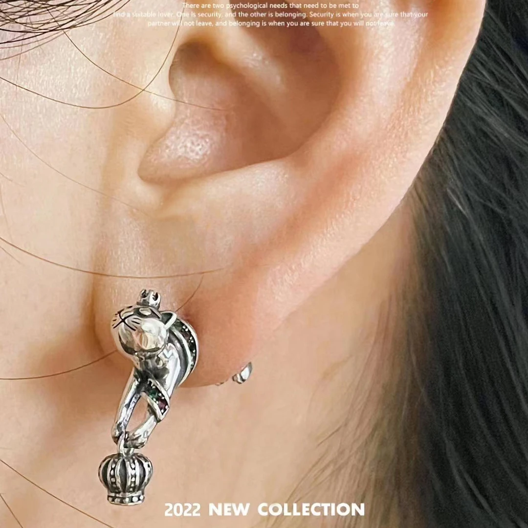 铜合金合成锆石耳饰 猫咪耳钉女耳环耳饰轻奢小众高级感时尚气质