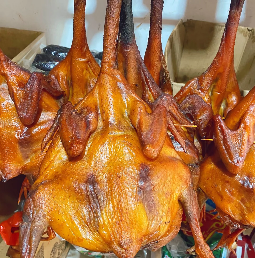 湖南特产农家柴火烟熏土鸡腊鸡一只