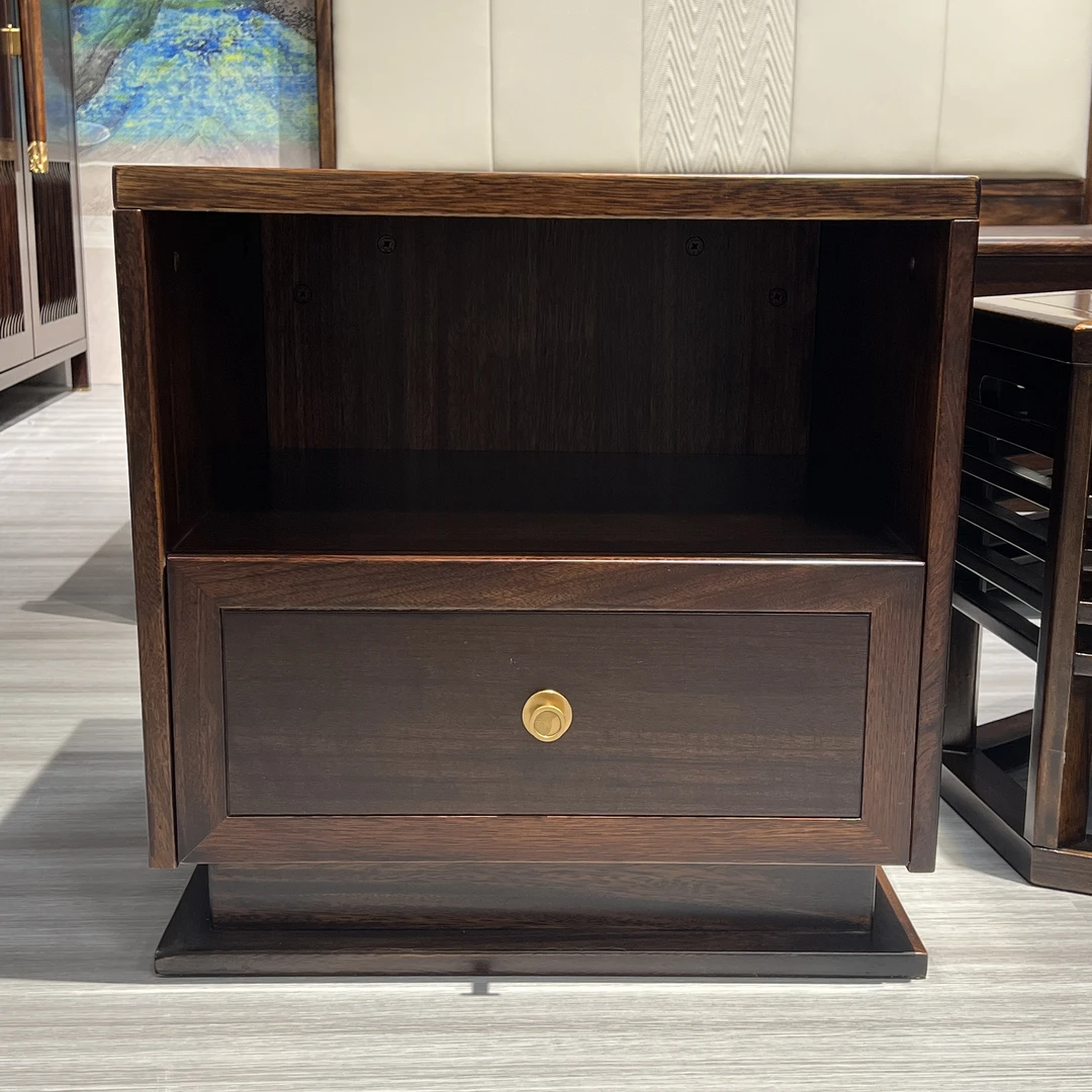 （样品半价福利）新中式黑檀木爱里古夷苏木床头柜