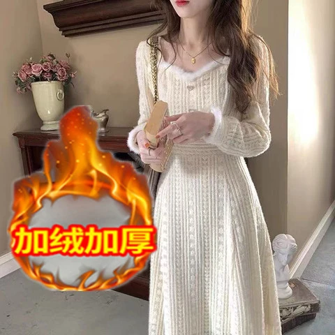 新款加绒加厚气质收腰显瘦温柔风中长款过膝打底辣妈哺乳连衣裙