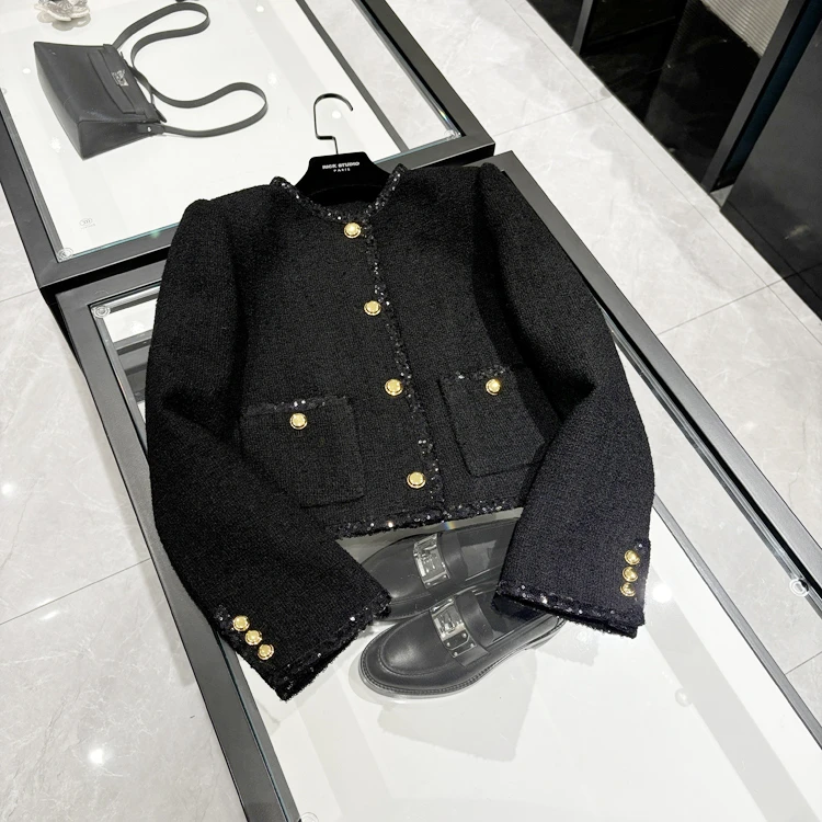 高级时装 24年秋冬女装法式气质单排金扣双口袋黑色亮片花边外套