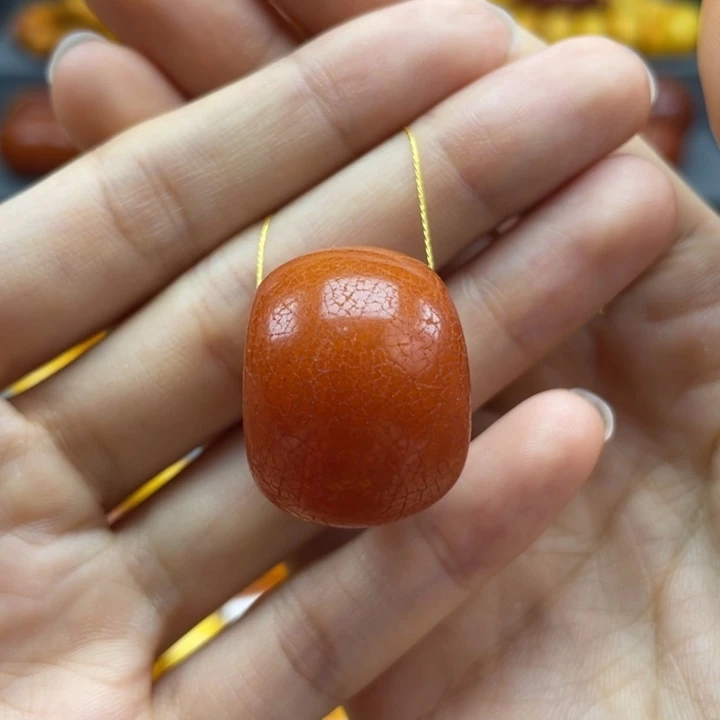 琥珀裸石未镶嵌马蹄