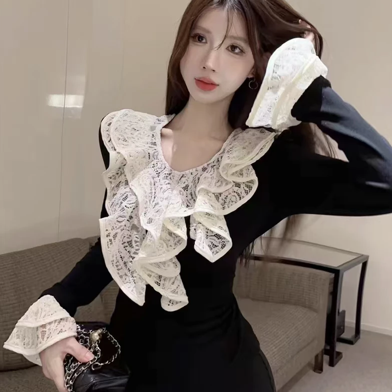 〖猫姐衣橱〗秋冬新款木耳花边蕾丝撞色打底上衣3322
