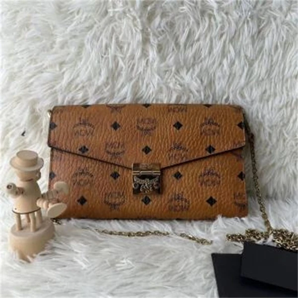 95新 MCM MCM链条单肩腋下woc钱包   bj42