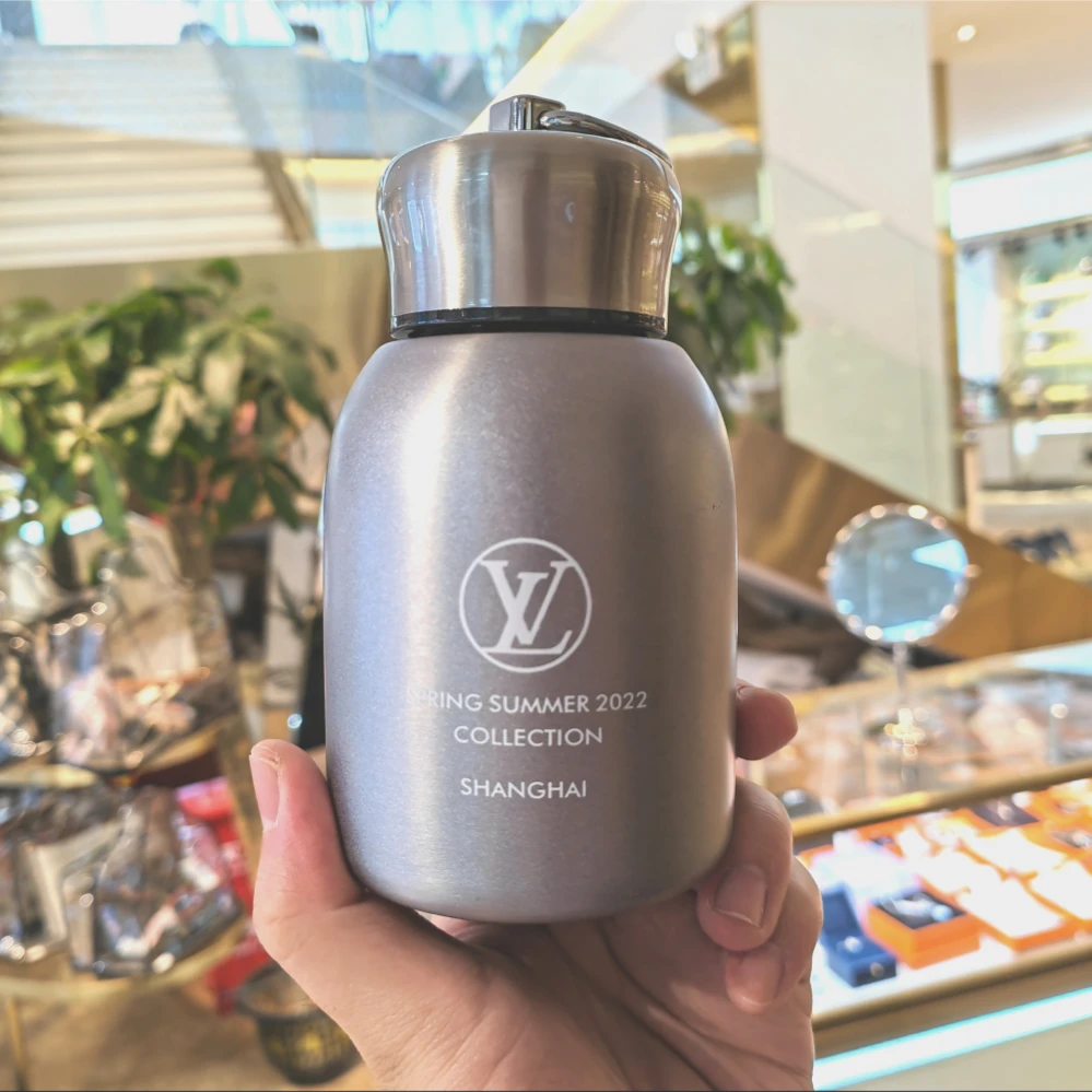 网红时尚小巧保温杯