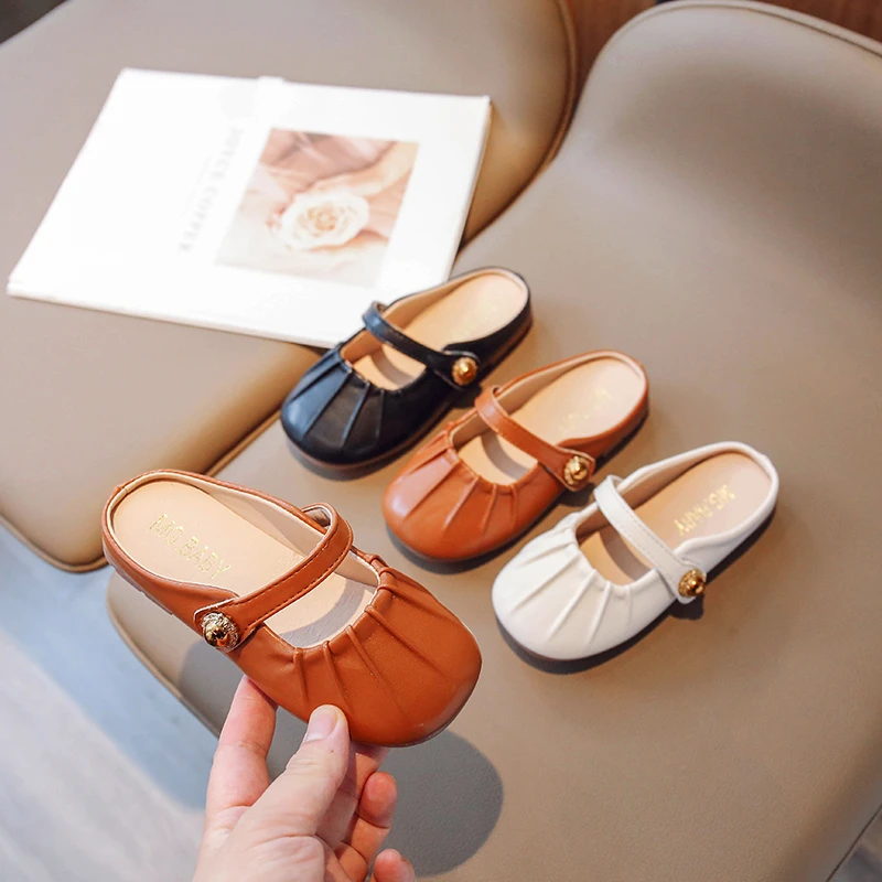 2024年新款暑假外穿凉拖鞋女童小香风拖鞋中小童平底半包头软底