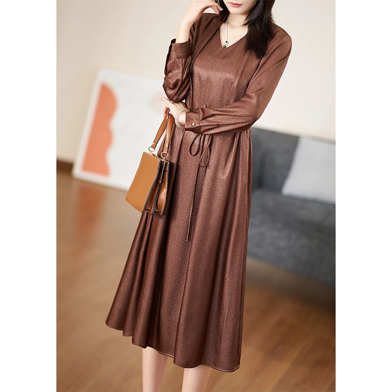 咖色长袖连衣裙2025新款女秋休闲气质显瘦长裙#QLQ17062