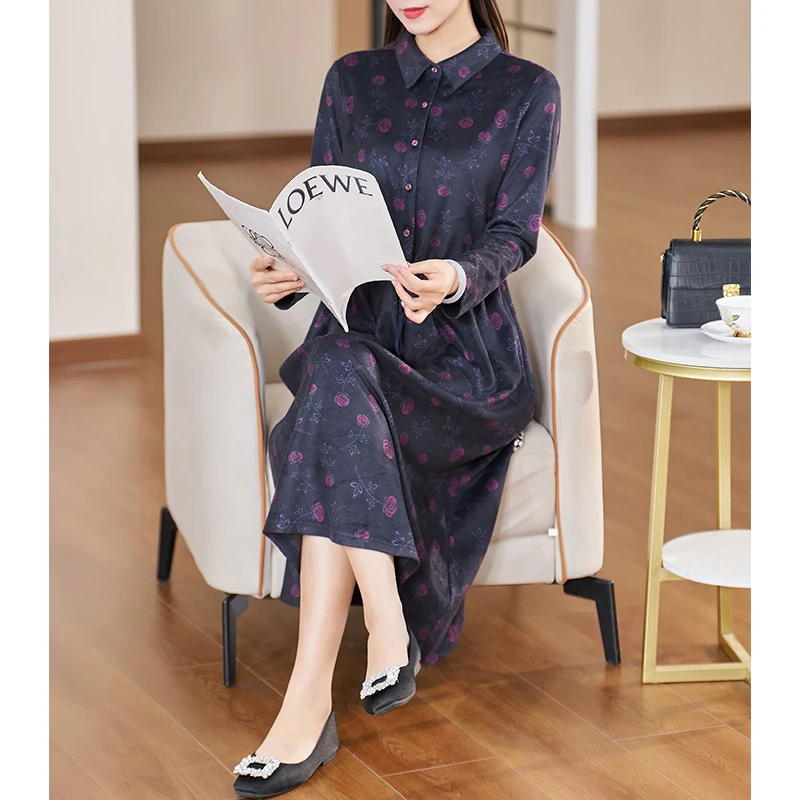 迪欧芙2023年秋冬季新款长袖气质复古厚款宽松连衣裙女#DLQ15787