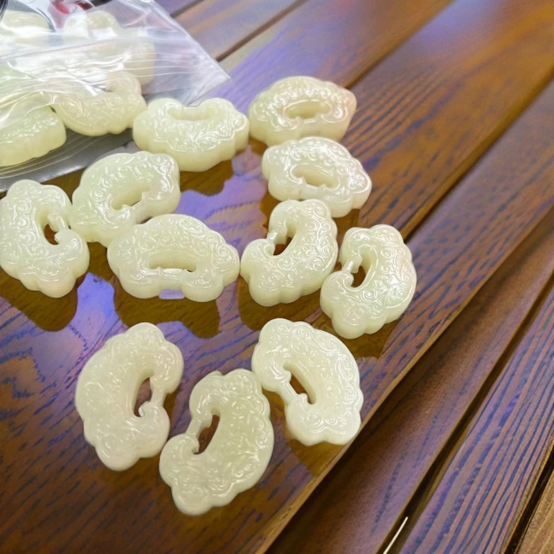 新人福利  新疆若羌黄口如意锁{拍一发一颜色微差多样性发}