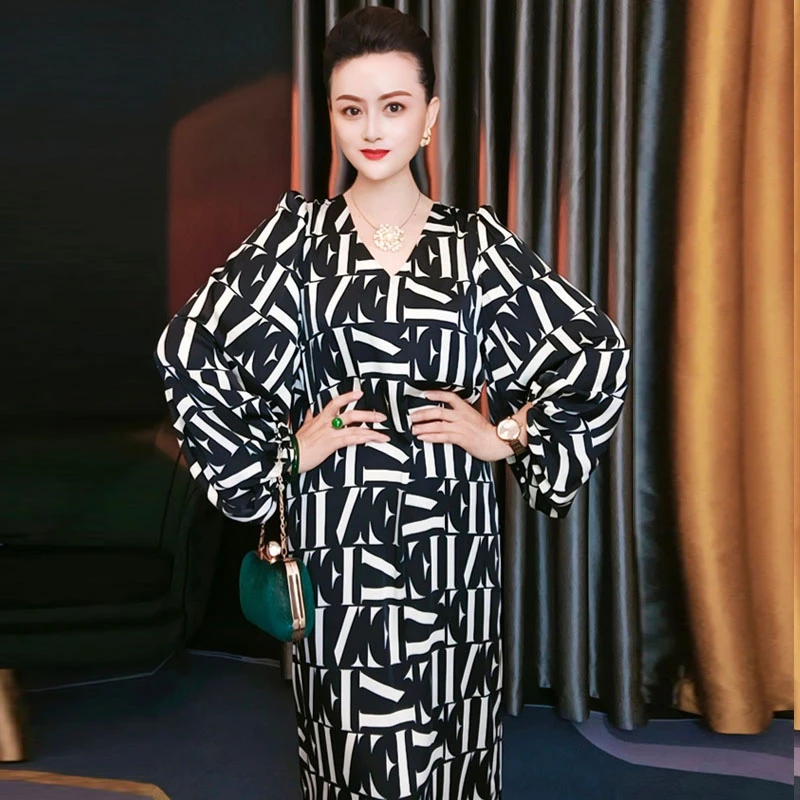 送耳钉-设计师款长款气质宽松洋气百搭连衣裙qun-02