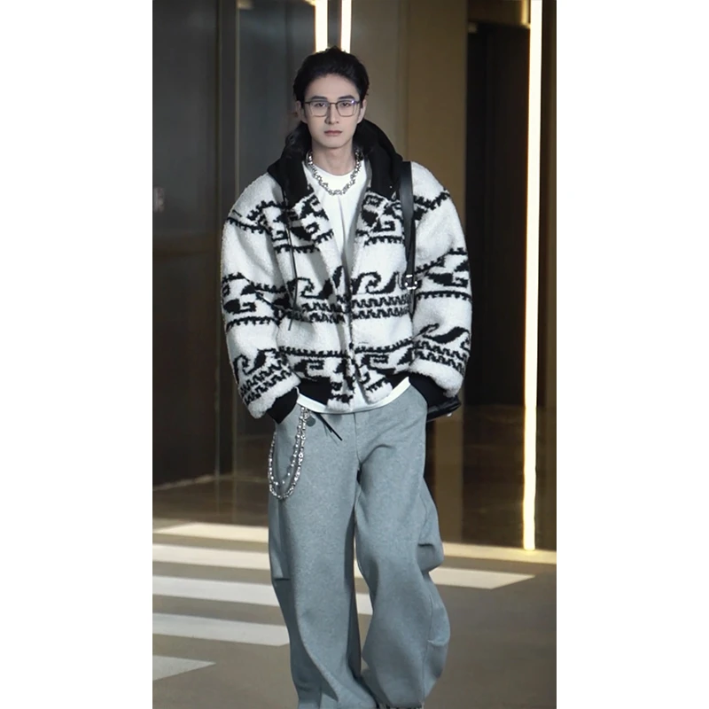 龙叨叨秋冬新款潮流撞色设计感加厚毛绒保暖百搭连帽夹克外套