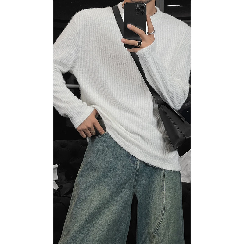 2024秋季新款百搭慵懒风亲肤感坑条纹轻薄休闲打底衫ins圆领上衣